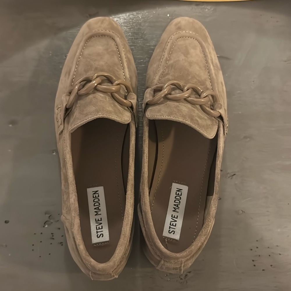 Steve Madden Tan Suede Loafers